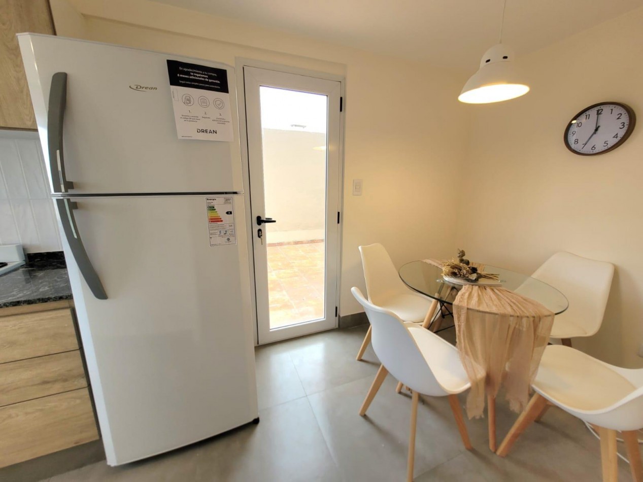 Departamento de 2 ambientes zona Entre Rios y Falucho