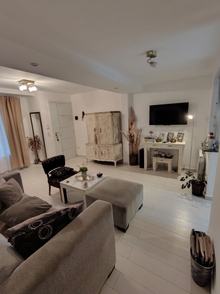 Duplex 3 ambientes en Villa Primera