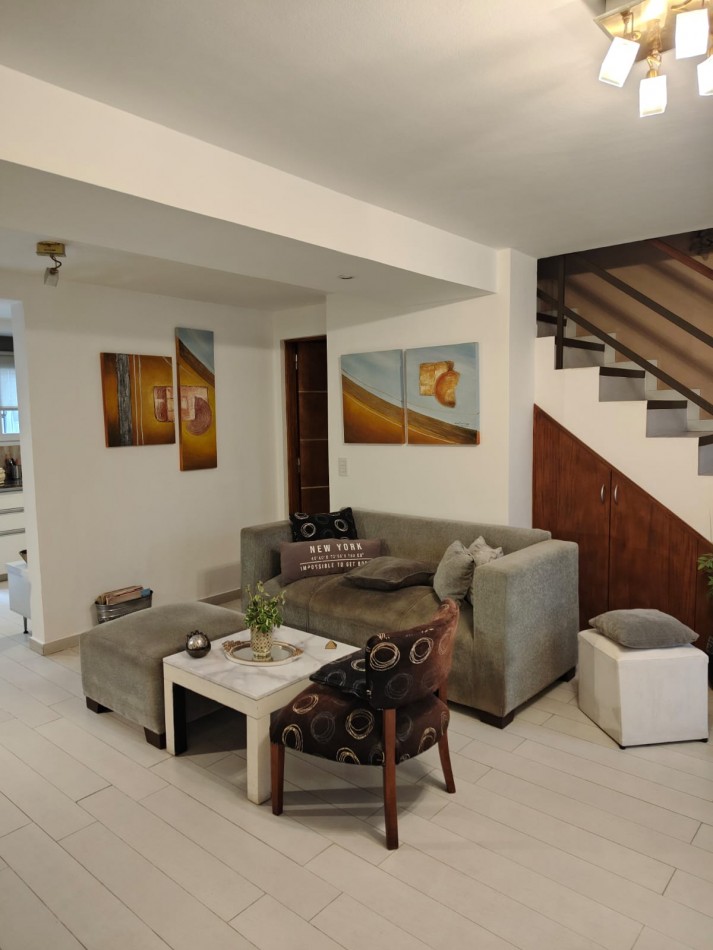 Duplex 3 ambientes en Villa Primera