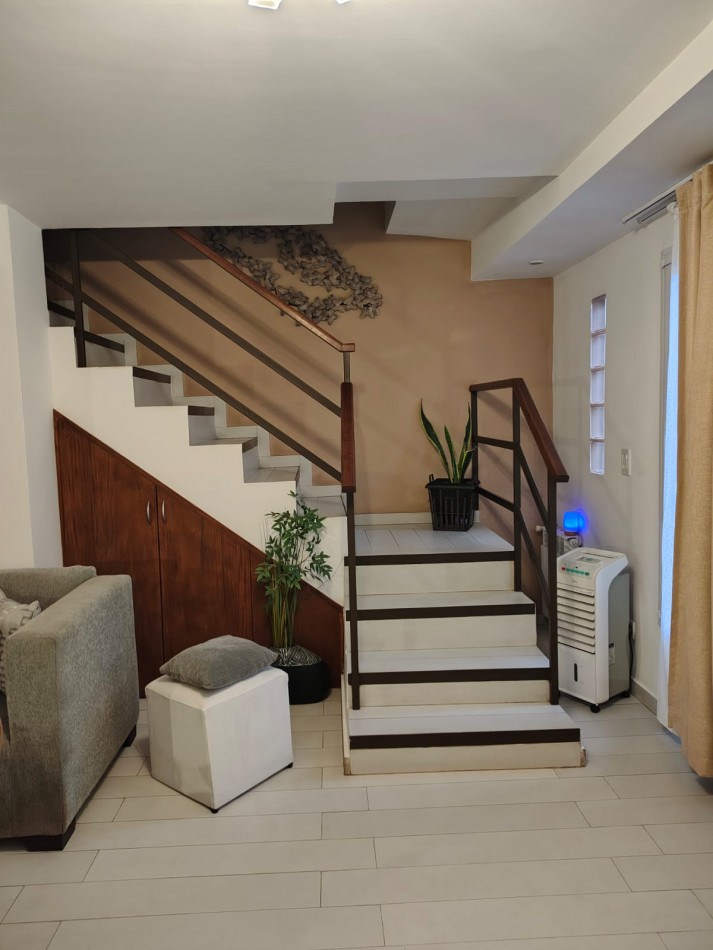 Duplex 3 ambientes en Villa Primera
