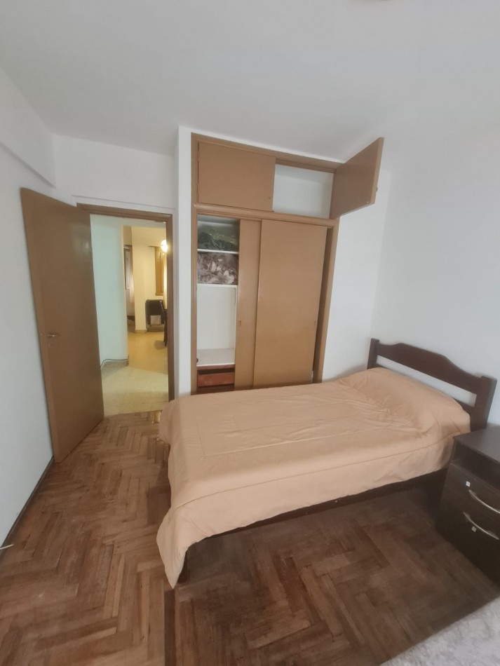 Departamento 2 ambientes amoblado. Zona Playa Rocha