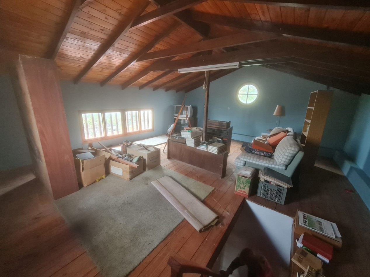 EN VENTA, PROPIEDAD EN BLOCK. BARRIO NUEVA POMPEYA. CHALET 4 AMBIENTES MAS LOCAL MAS DEPARTAMENTO