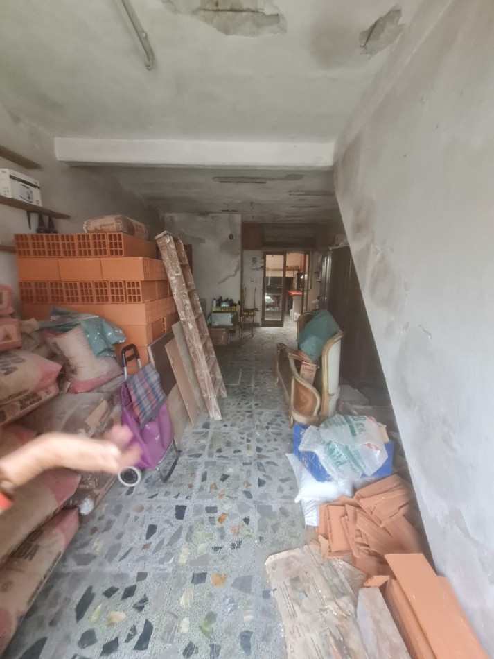 EN VENTA, PROPIEDAD EN BLOCK. BARRIO NUEVA POMPEYA. CHALET 4 AMBIENTES MAS LOCAL MAS DEPARTAMENTO