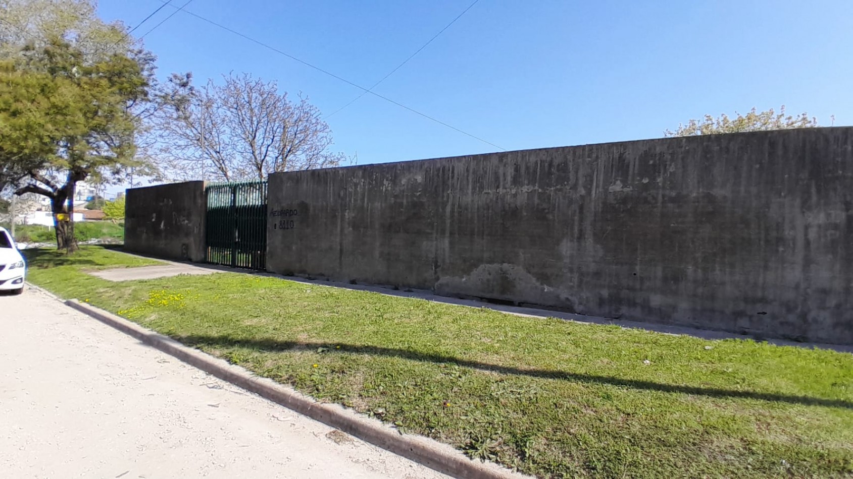 GALPON EN VENTA. ZONA VERTIZ Y POLONIA (E3)