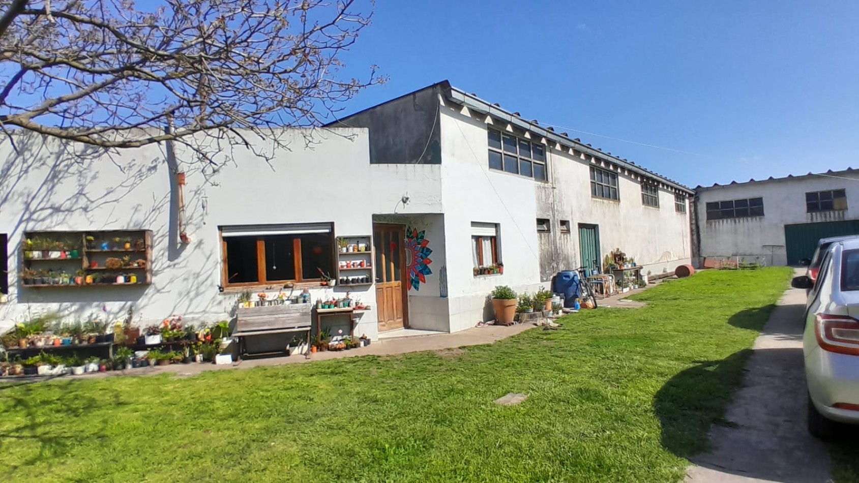 GALPON EN VENTA. ZONA VERTIZ Y POLONIA (E3)