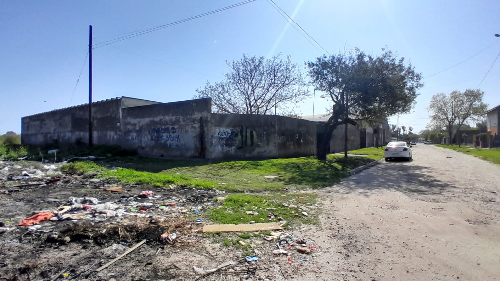 GALPON EN VENTA. ZONA VERTIZ Y POLONIA (E3)