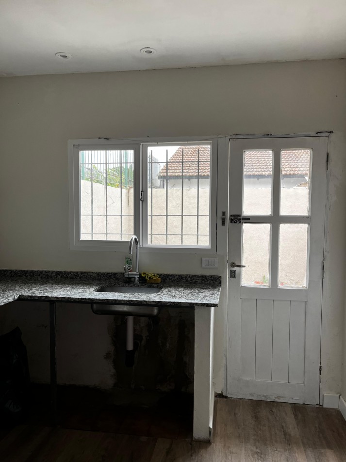 CASA EN VENTA. 3 AMBIENTES. ITUZAINGO 7200