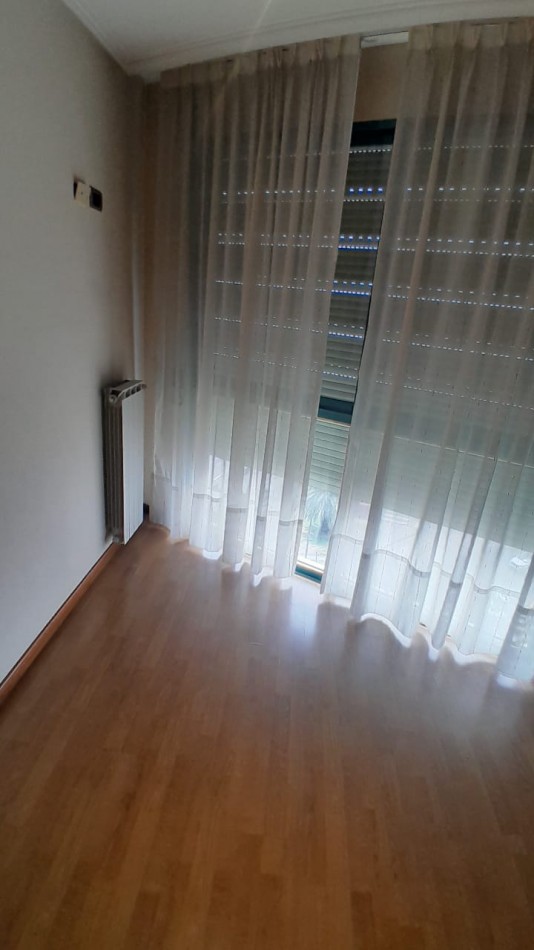 DEPARTAMENTO 3 AMBIENTES CON VISTA PLENA AL MAR. 