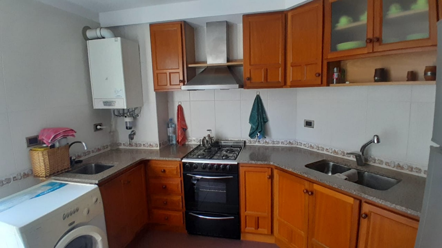 DEPARTAMENTO 3 AMBIENTES CON VISTA PLENA AL MAR. 