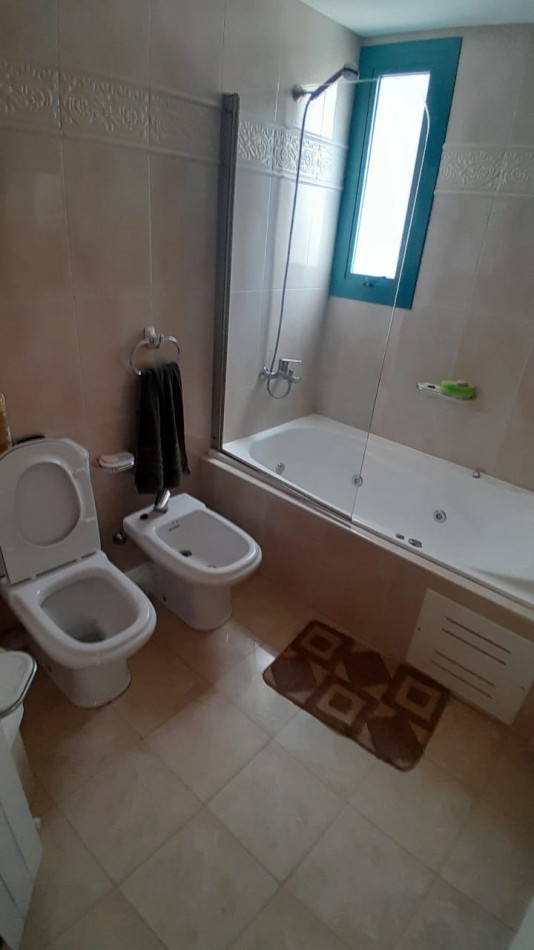 DEPARTAMENTO 3 AMBIENTES CON VISTA PLENA AL MAR. 