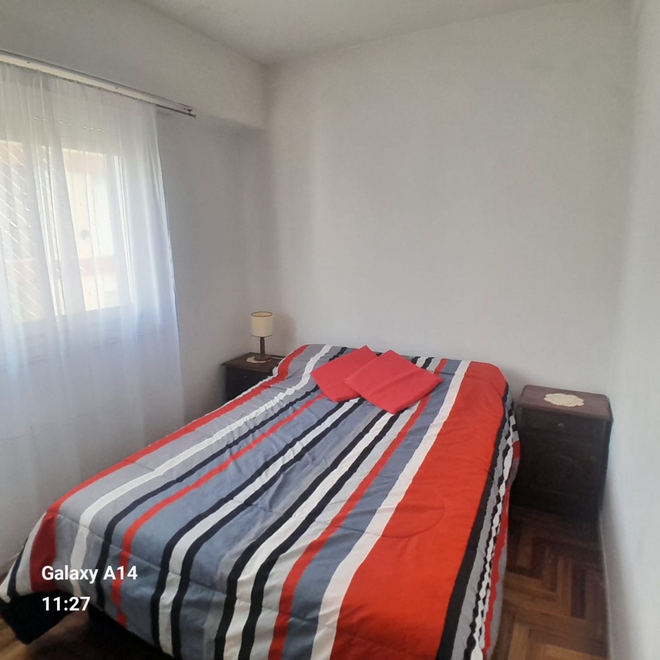 Departamento 2 ambientes centrico y luminoso.