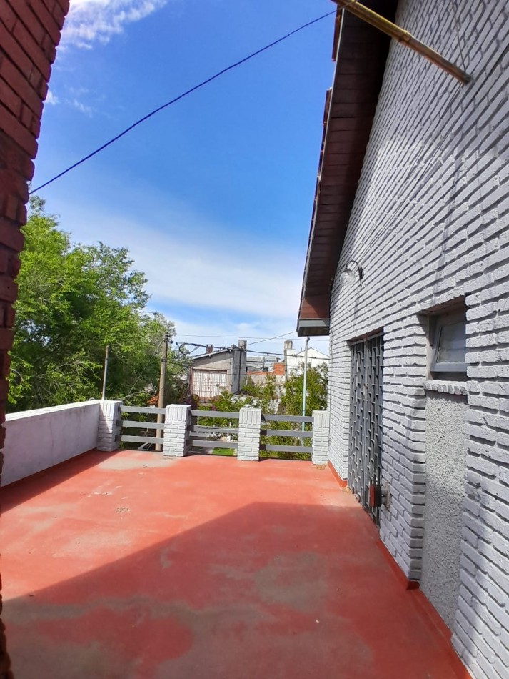 Departamento reciclado de 2 ambientes en primer piso