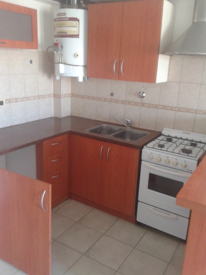Dpto 2 ambientes, Villa Primera apto credito.