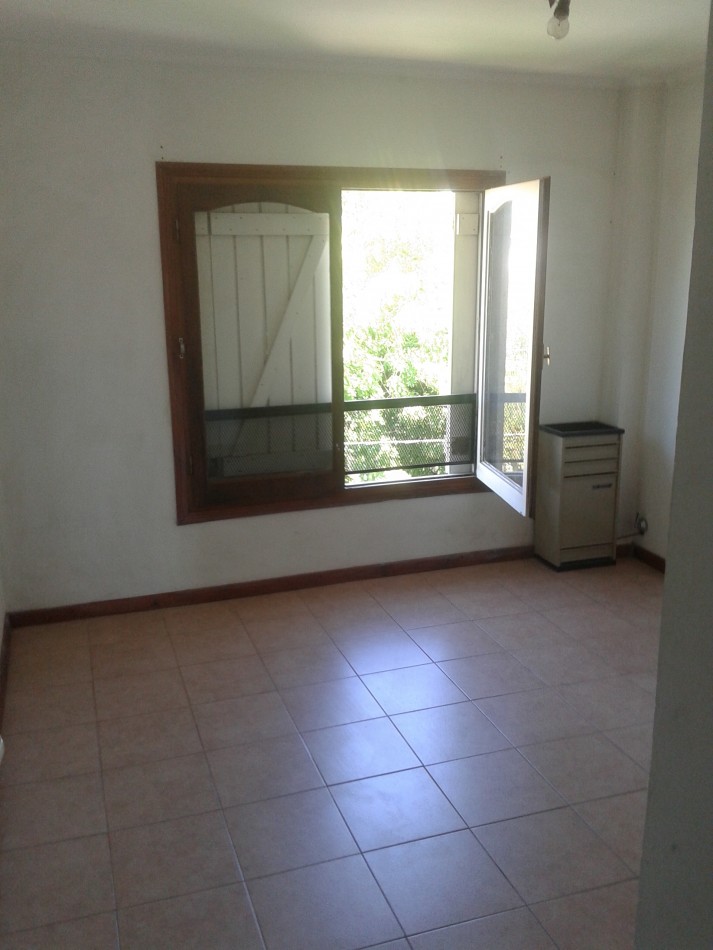 Dpto 2 ambientes, Villa Primera apto credito.