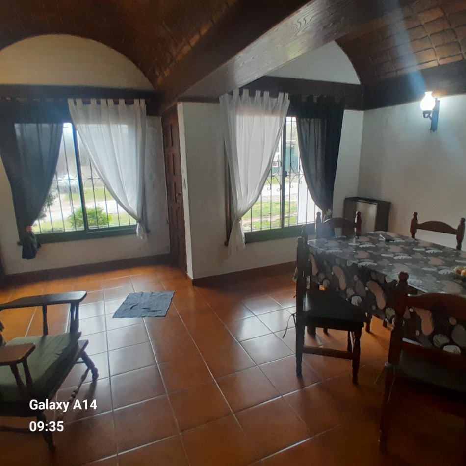 EN VENTA. CASA ESTILO MEDITERRANEO. ZONA FORTUNATO DE LA PLAZA Y DOLORES