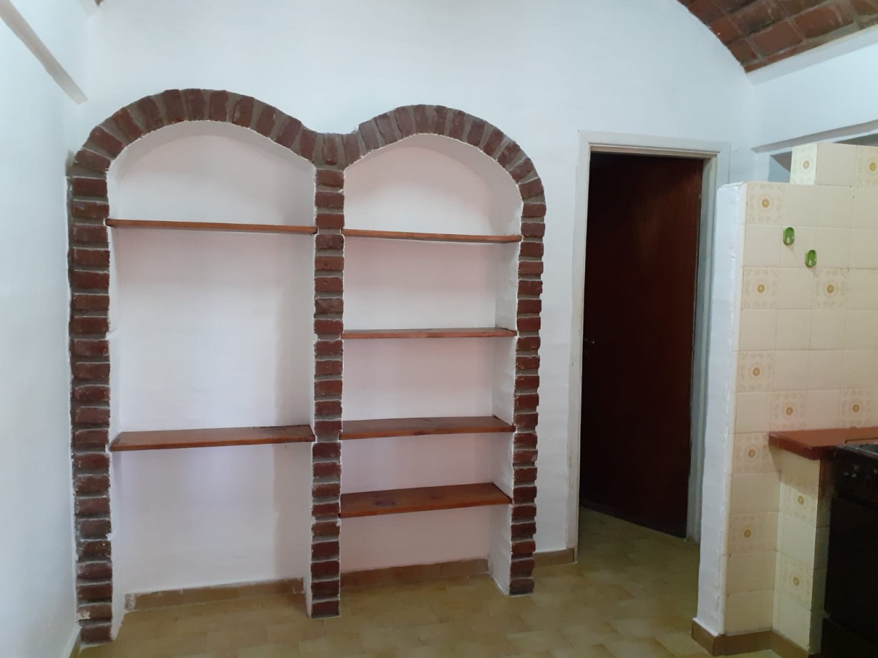 EN VENTA. CASA ESTILO MEDITERRANEO. ZONA FORTUNATO DE LA PLAZA Y DOLORES