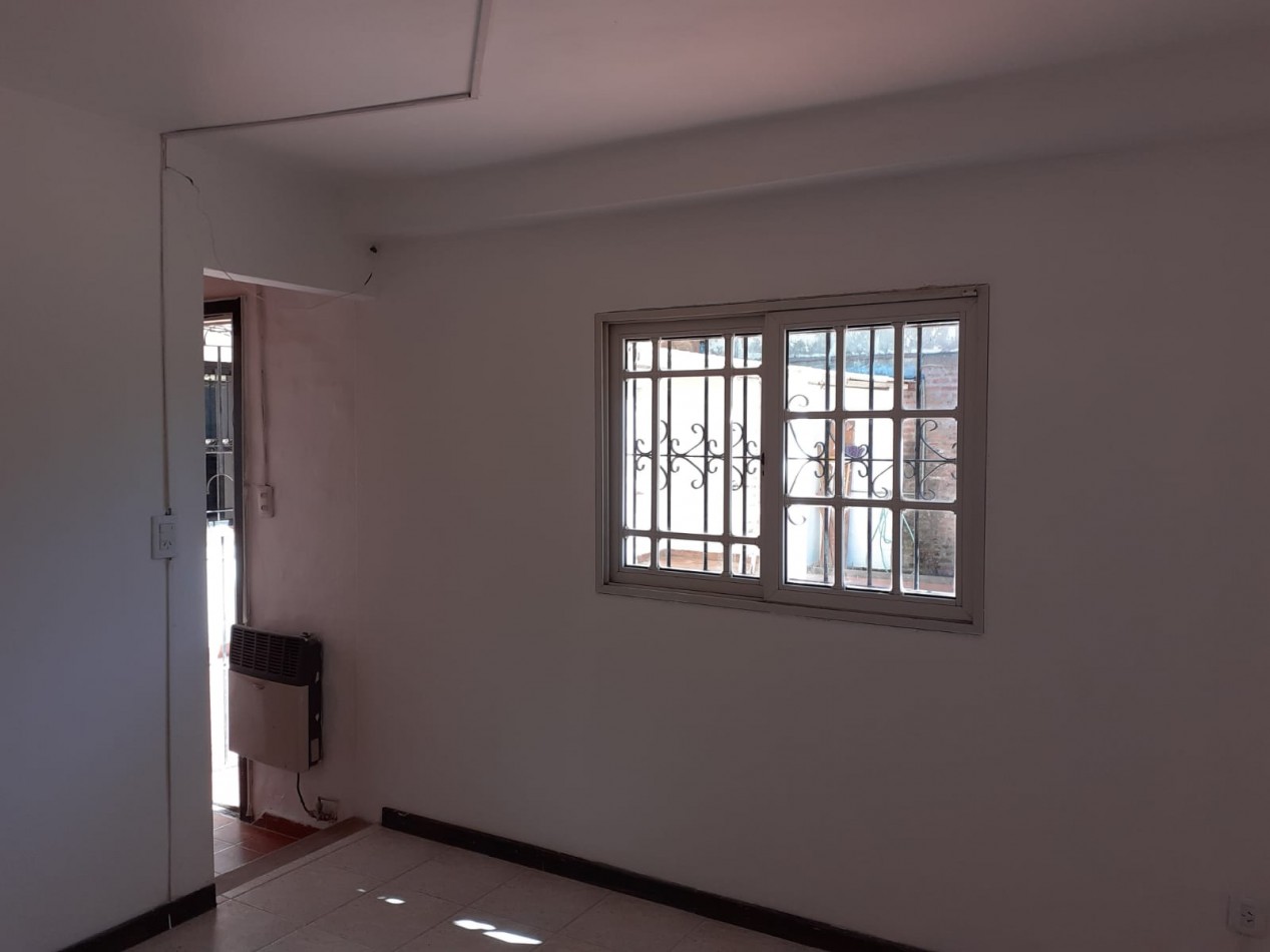 EN VENTA. CASA ESTILO MEDITERRANEO. ZONA FORTUNATO DE LA PLAZA Y DOLORES