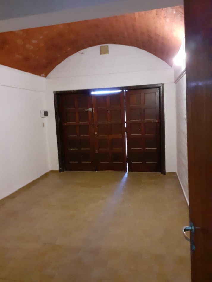 EN VENTA. CASA ESTILO MEDITERRANEO. ZONA FORTUNATO DE LA PLAZA Y DOLORES