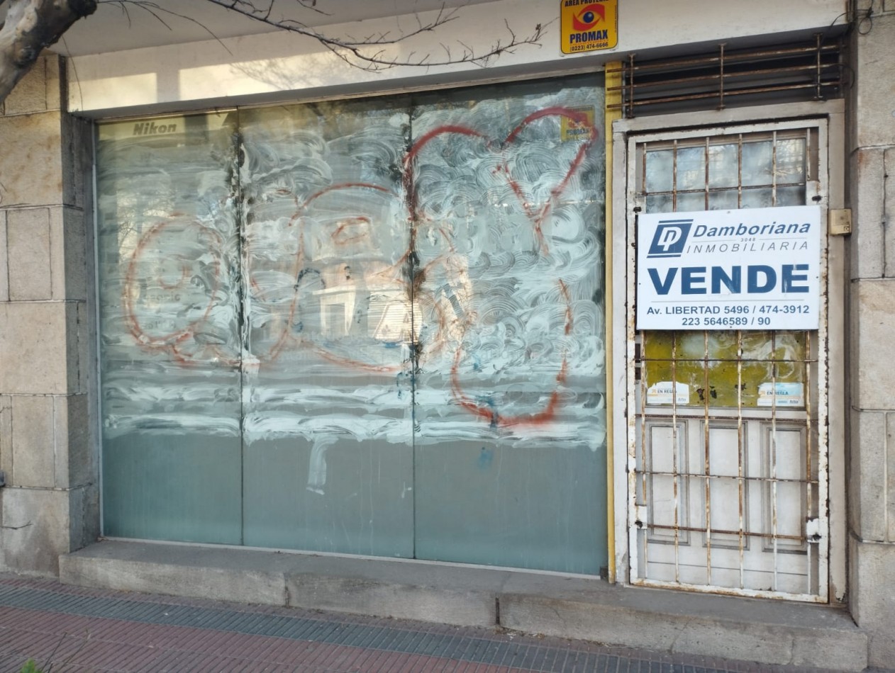 LOCAL EN VENTA. ZONA FUNES Y BOLIVAR