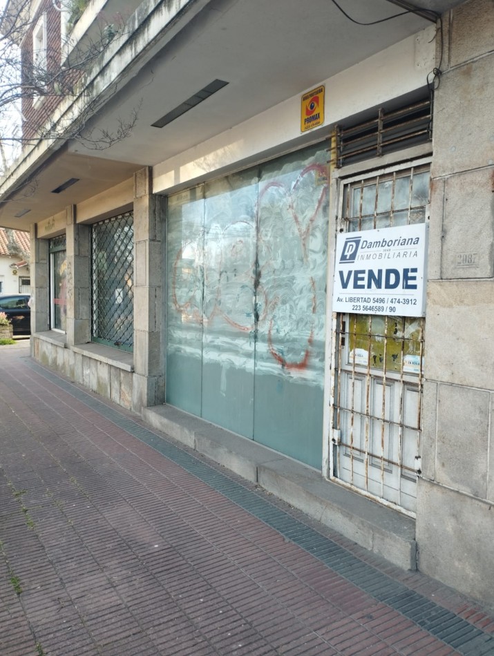 LOCAL EN VENTA. ZONA FUNES Y BOLIVAR