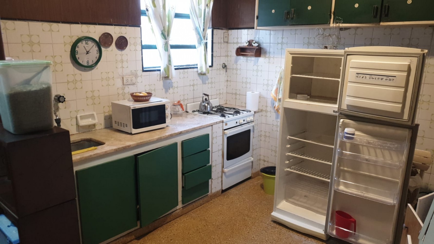 TERRENO EN BARRIO POMPEYA CON CHALET A RECICLAR