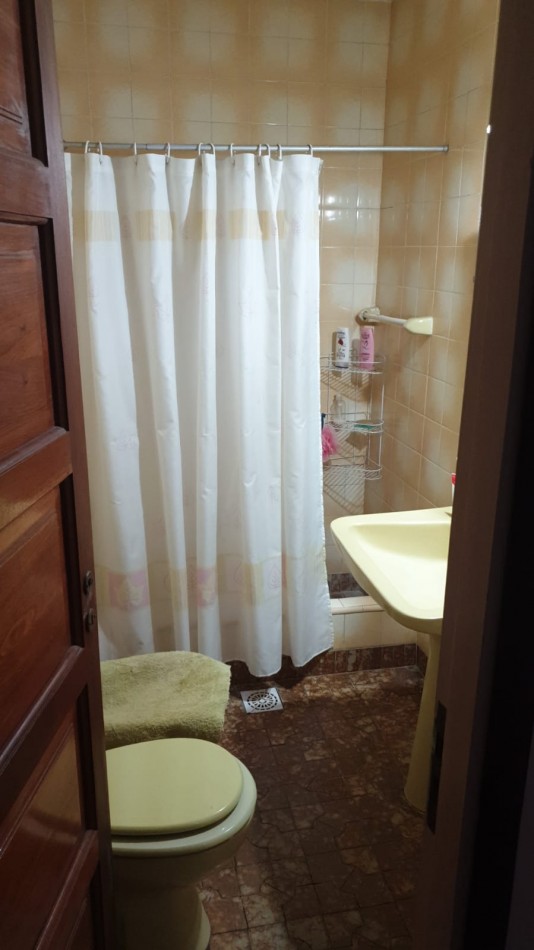 TERRENO EN BARRIO POMPEYA CON CHALET A RECICLAR