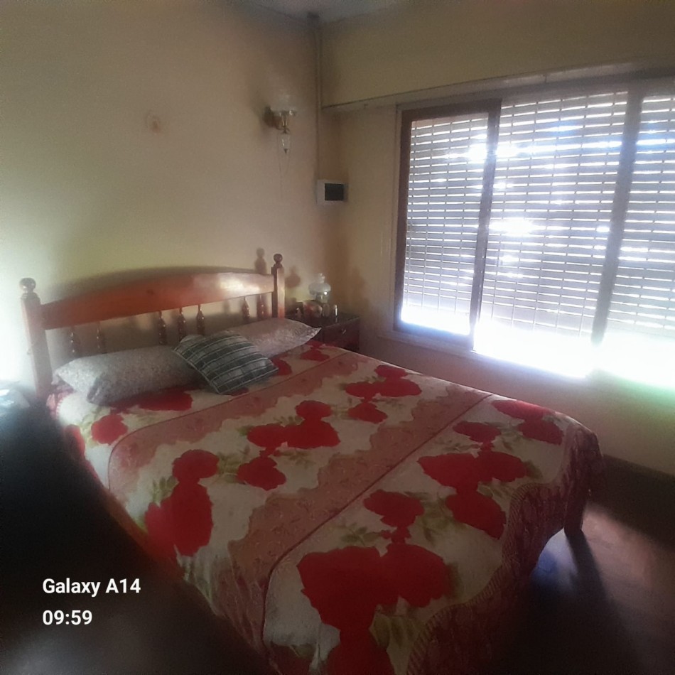 CHALET 3 AMBIENTES MAS DEPTO 2 AMBIENTES