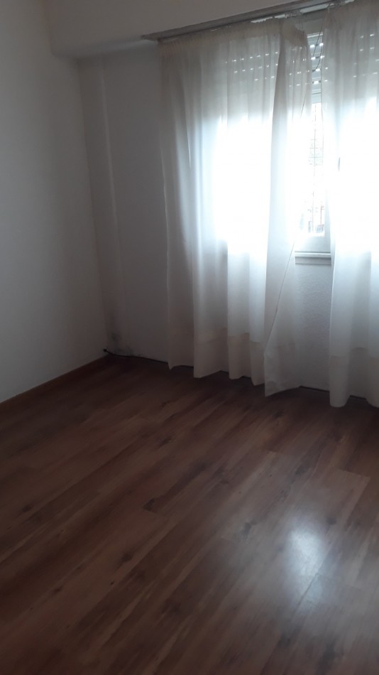 DEPARTAMENTO DE 3 AMBIENTES EN EDIFICIO COMPLEJO CERRADO