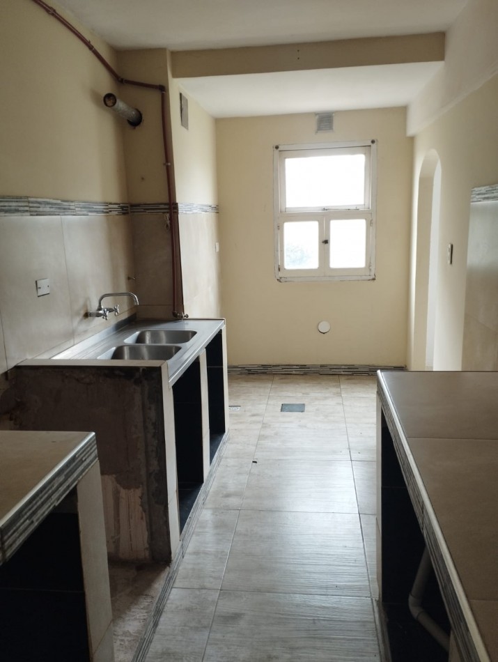 DEPTO 3 AMBIENTES EN COMPLEJO CERRADO VILLA PRIMERA