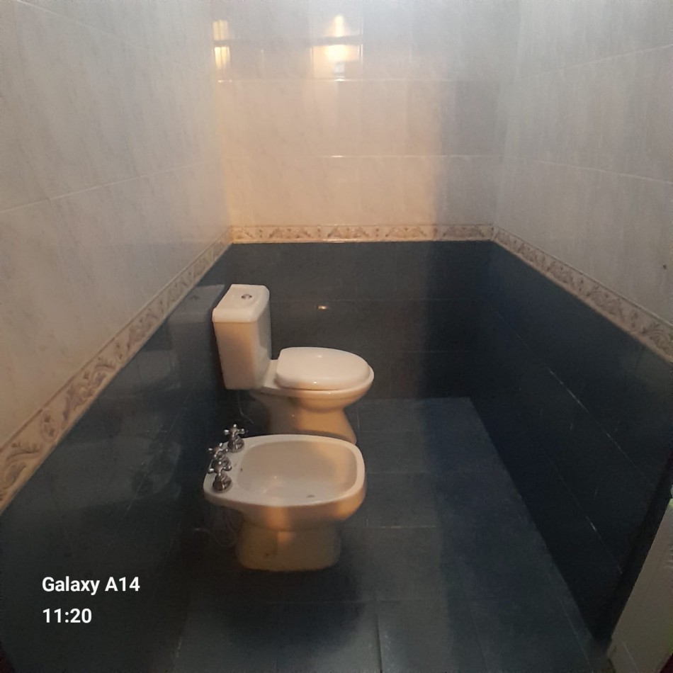 CHALET DE 3 AMBIENTES EN BARRIO LA FLORIDA