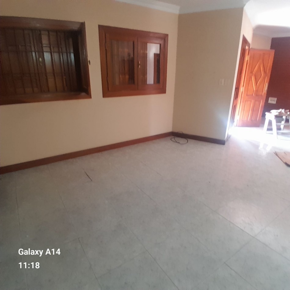 CHALET DE 3 AMBIENTES EN BARRIO LA FLORIDA