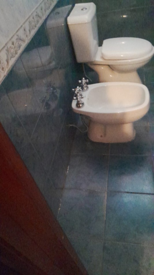 CHALET DE 3 AMBIENTES EN BARRIO LA FLORIDA