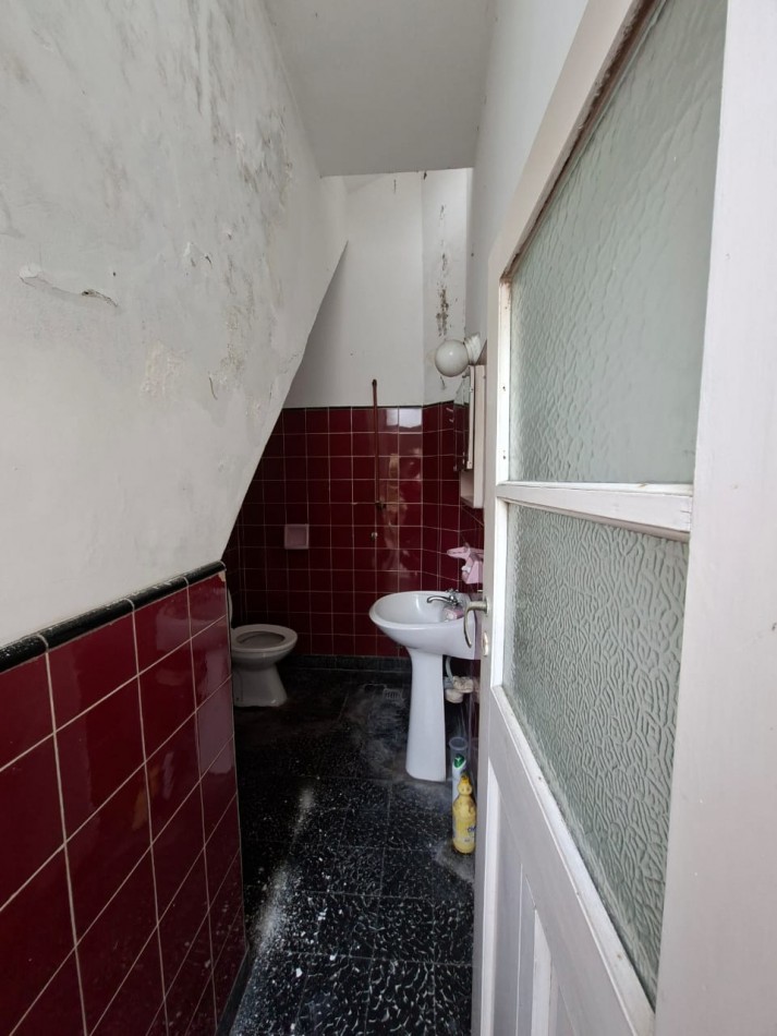 CHALET DE 5 AMBIENTES APTO USO PROFESIONAL