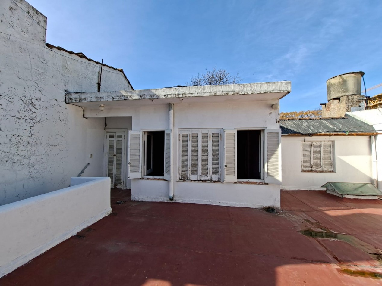 CHALET DE 5 AMBIENTES APTO USO PROFESIONAL