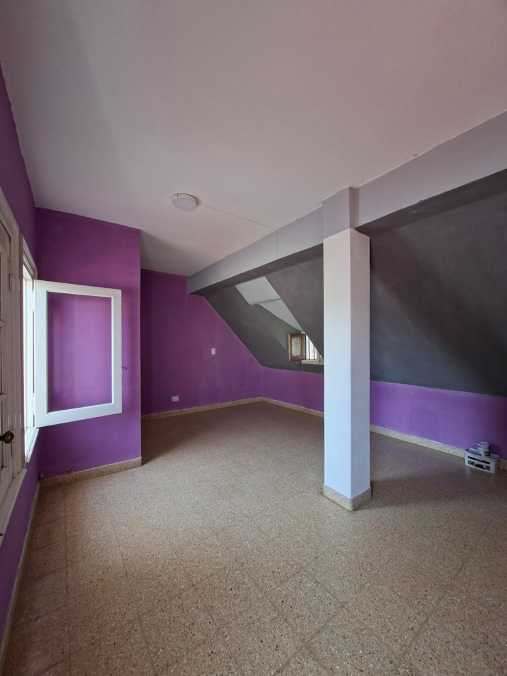 CHALET DE 5 AMBIENTES APTO USO PROFESIONAL