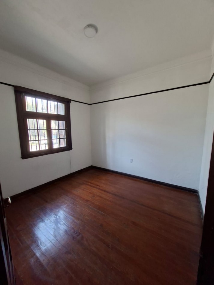 CHALET DE 5 AMBIENTES APTO USO PROFESIONAL