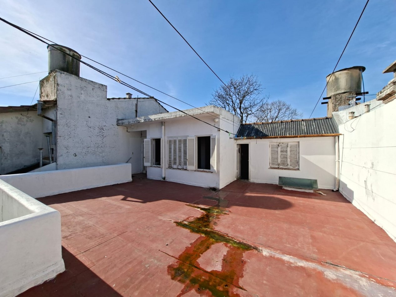 CHALET DE 5 AMBIENTES APTO USO PROFESIONAL