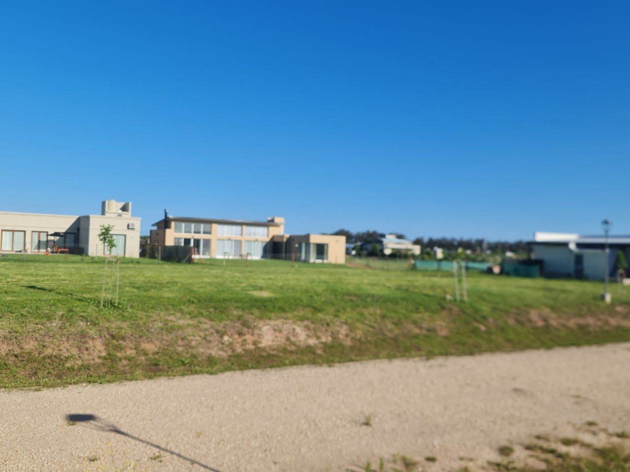 LOTE 760 mts EN BARRIO LA CERCANIA. POSIBILIDAD FINANCIACION