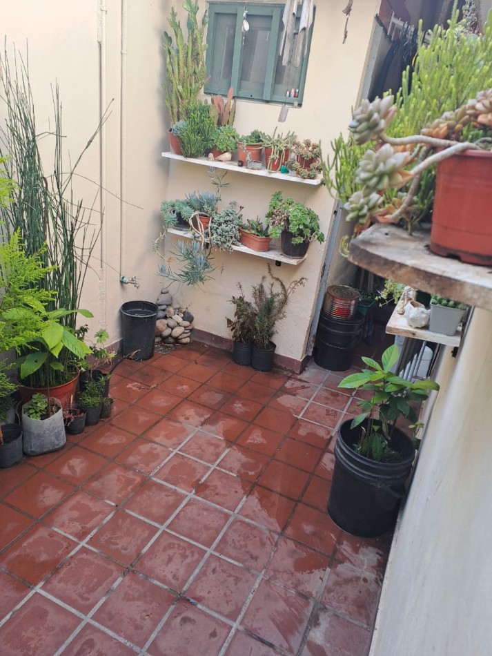 PH DE 3 AMBIENTES SOBRE ALBERTI Y LA PAMPA