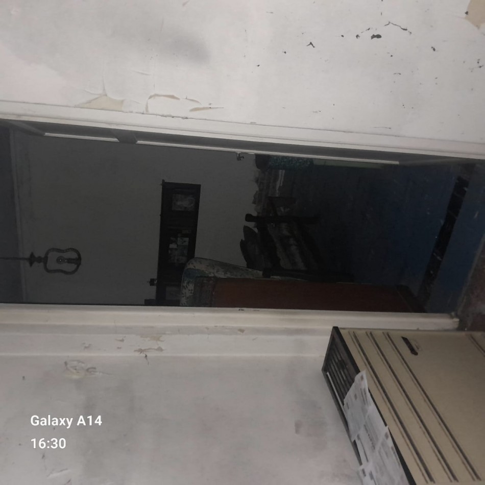 CASA DE 3 AMBIENTES CON TERRENO A RECICLAR SOBRE BROWN Y PERU