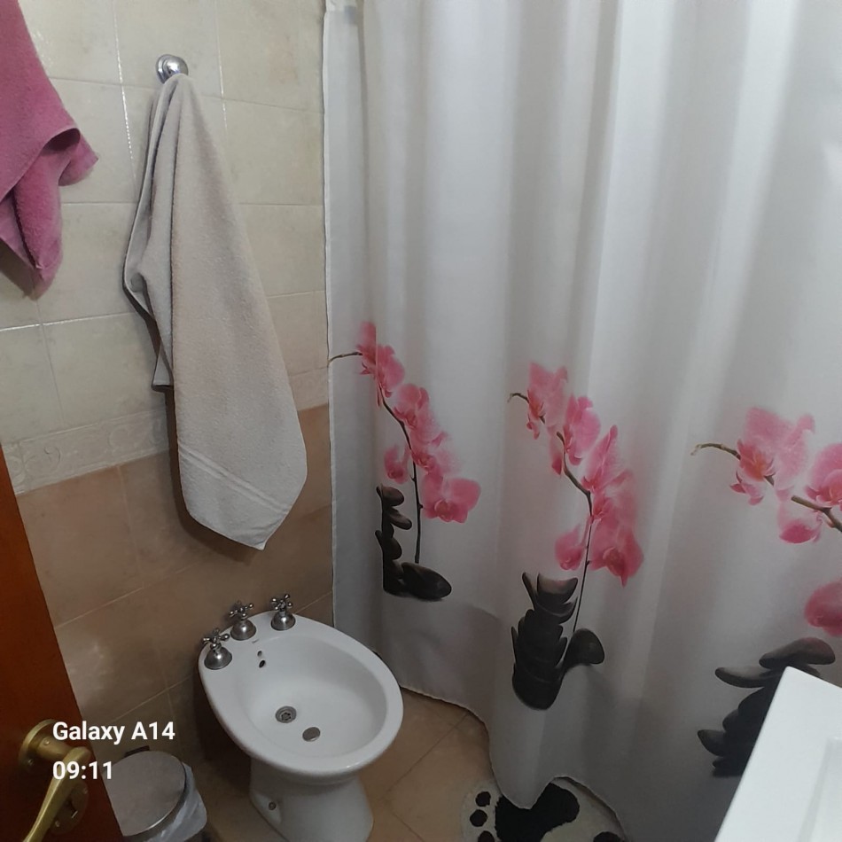 DUPLEX DE TRES AMBIENTES EN BARRIO VILLA PRIMERA