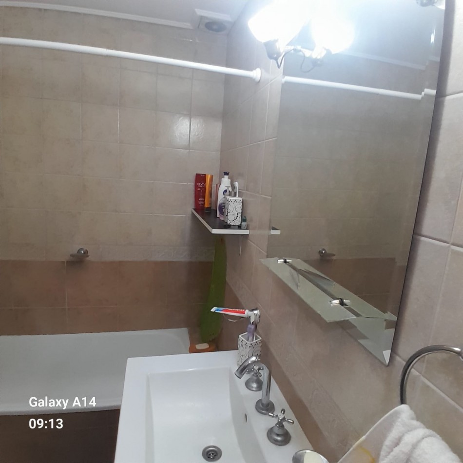 DUPLEX DE TRES AMBIENTES EN BARRIO VILLA PRIMERA