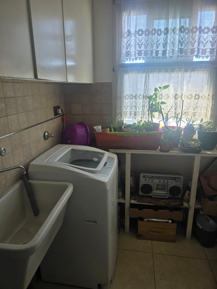 DEPARTAMENTO DE 3 AMBIENTES EN PREDIO CERRADO