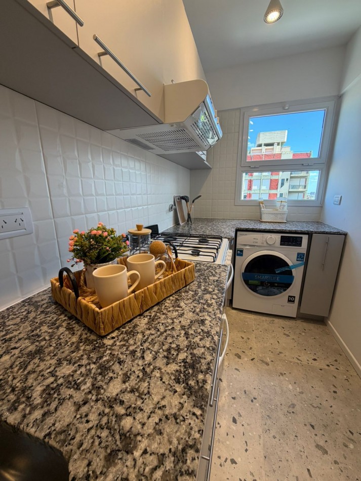 DEPARTAMENTO DE 2 AMBIENTES CON VISTA AL MAR