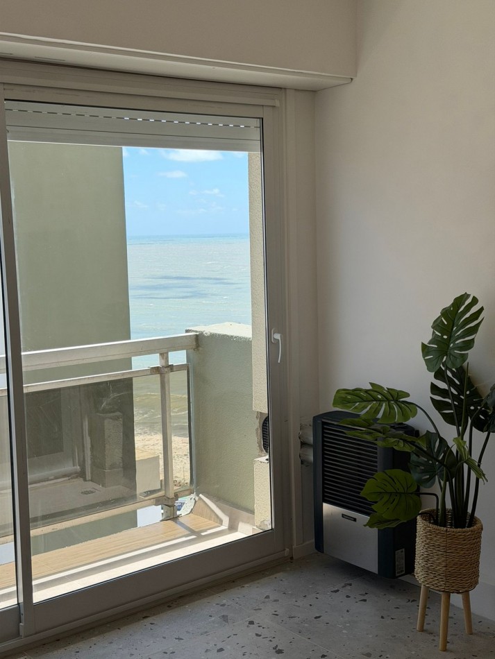 DEPARTAMENTO DE 2 AMBIENTES CON VISTA AL MAR