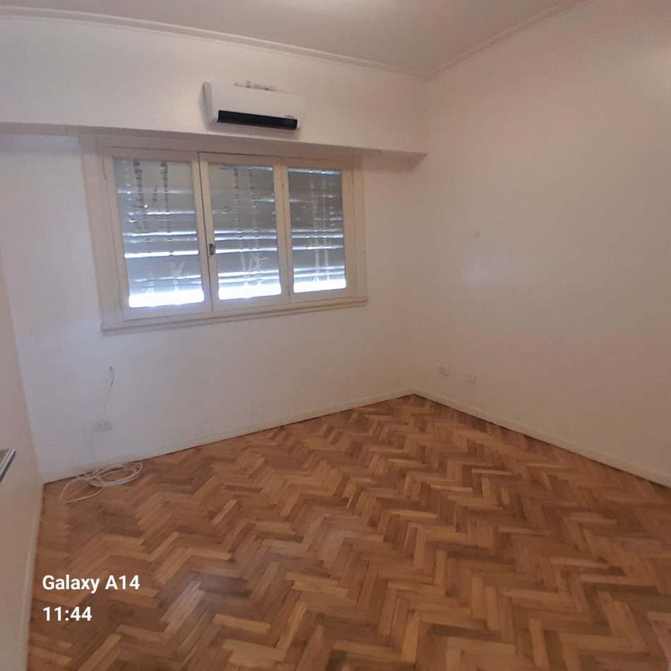 DEPARTAMENTO DE 2 AMBIENTES ZONA PLAZA COLON