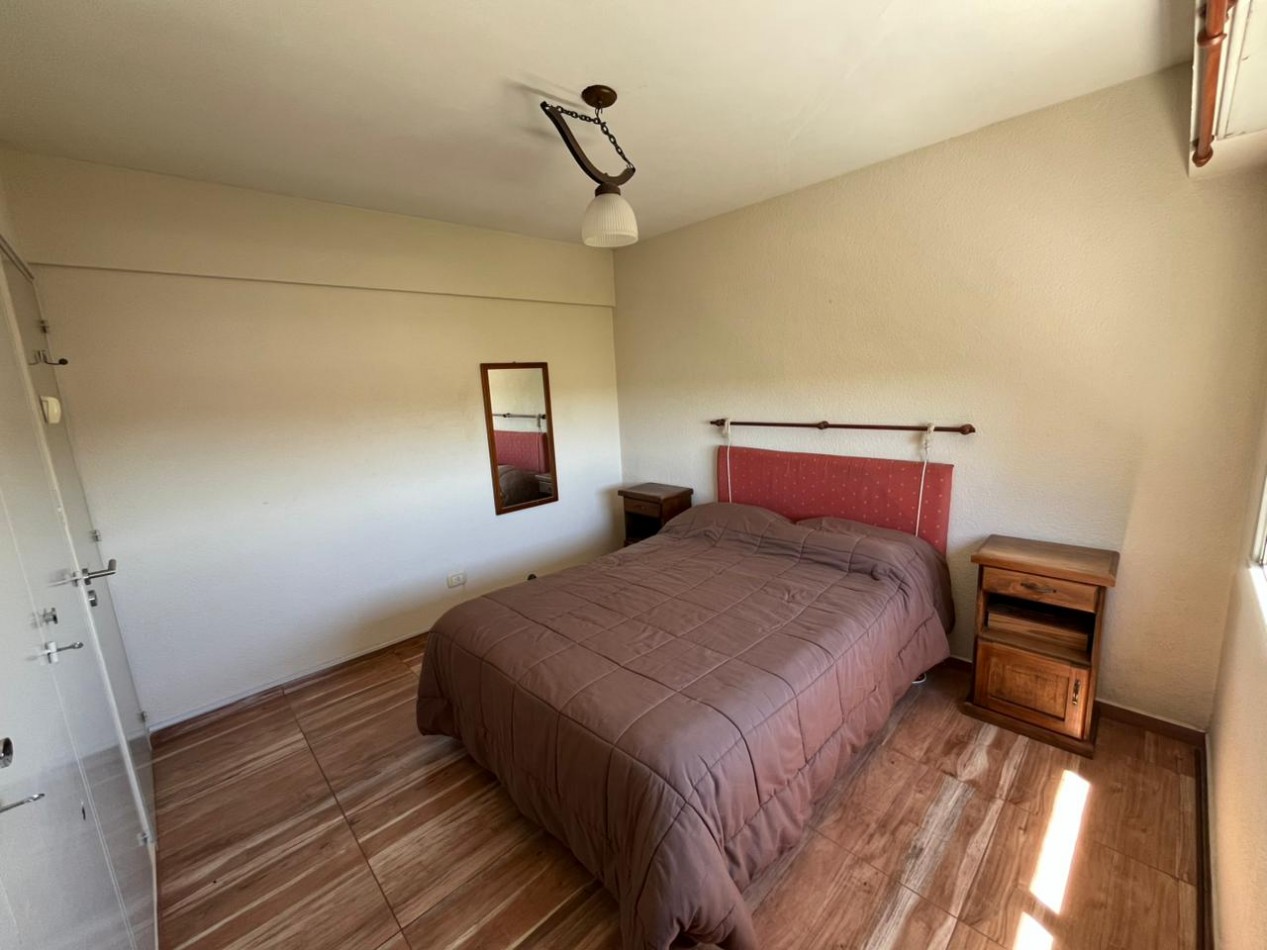 EN VENTA. DEPARTAMENTO DE 4 AMBIENTES CON ESPACIO DE COCHERA. BAHIA BLANCA 2600