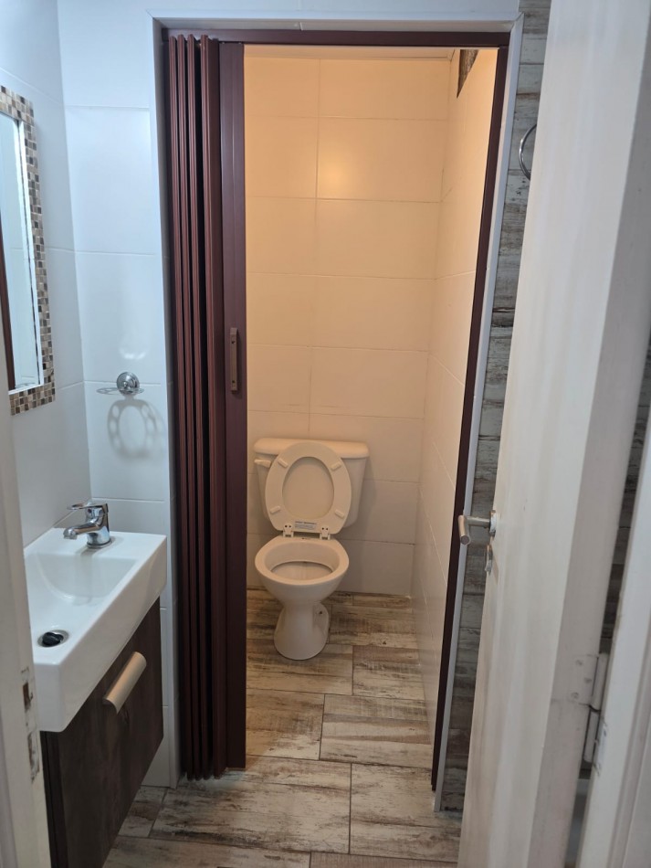 DEPARTAMENTO DE 2 AMBIENTES EN PERU E ITUZAINGO