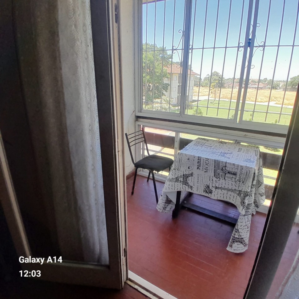 DEPARTAMENTO 4 AMBIENTES. ZONA ARTURO ALIO E ITUZAINGO. APTO CREDITO