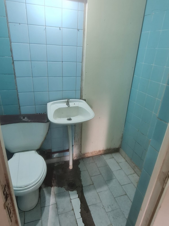 EN BLOCK: DOS PHS Y UN DEPTO O LOCAL EN BARRIO VILLA PRIMERA.  